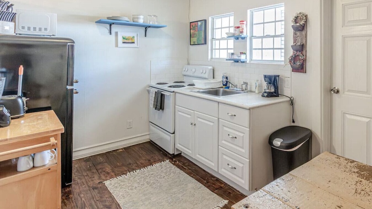 Photo of Kitchen in Estate East Street