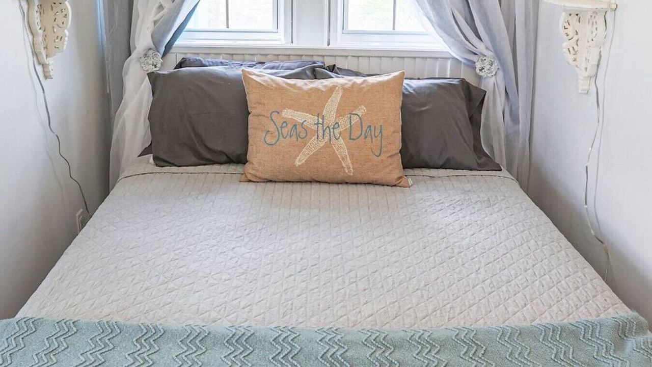 Photo of Bedroom in Estate East Street