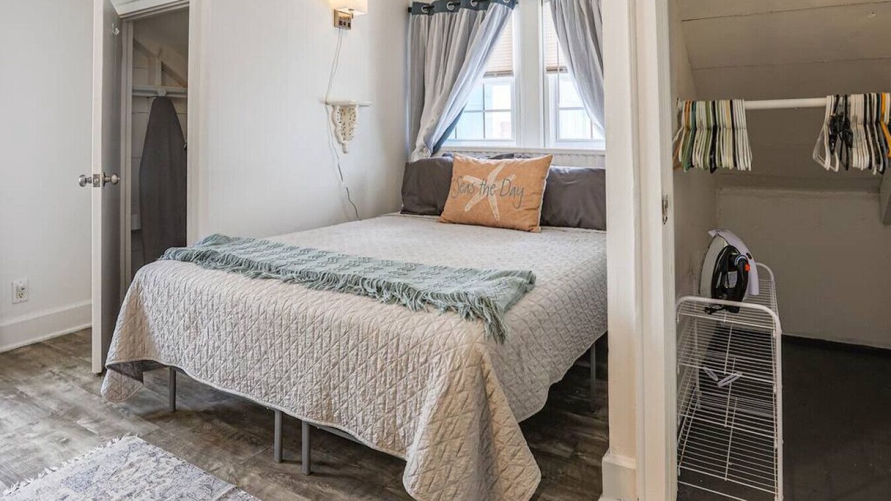 Photo of Bedroom in Estate East Street