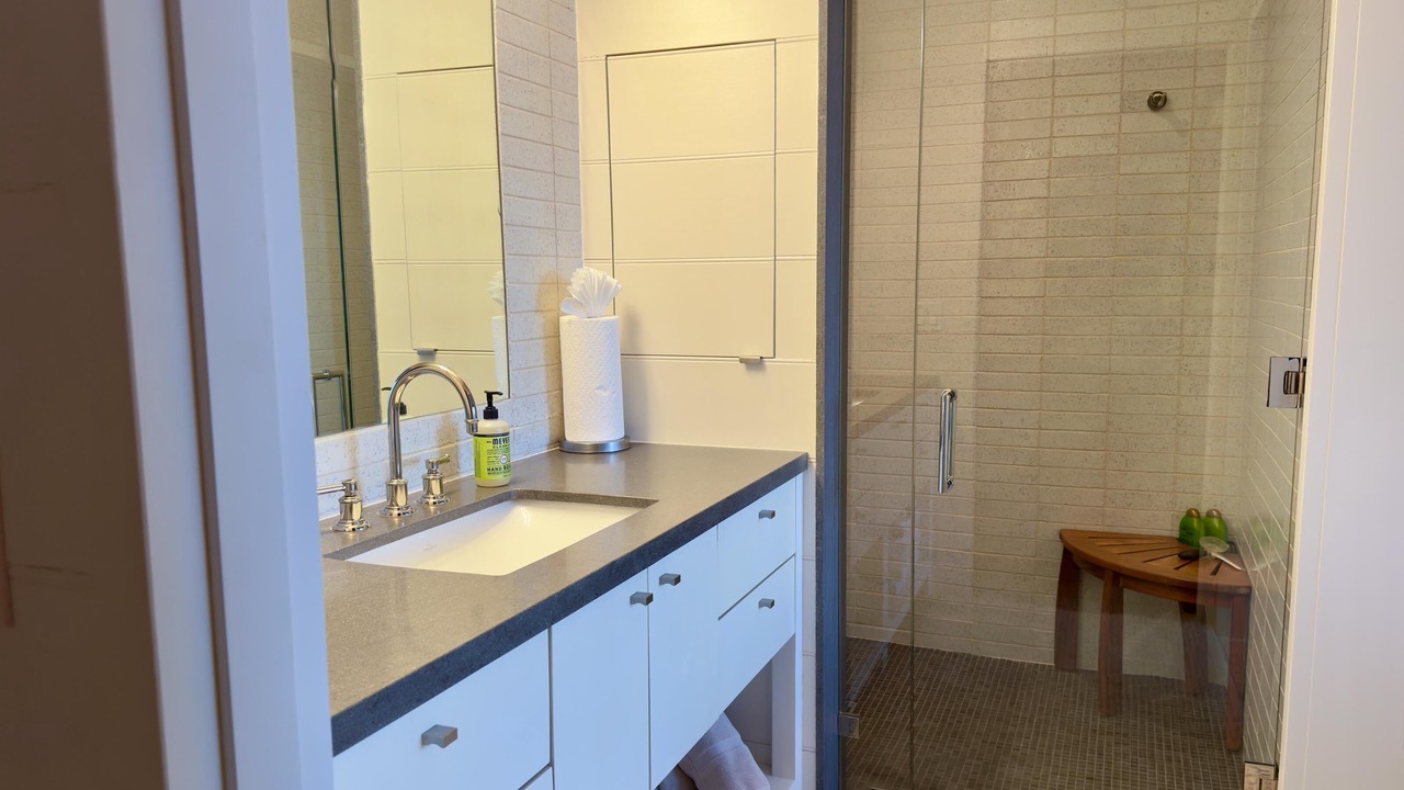 Photo of Bathroom in Hart Bay