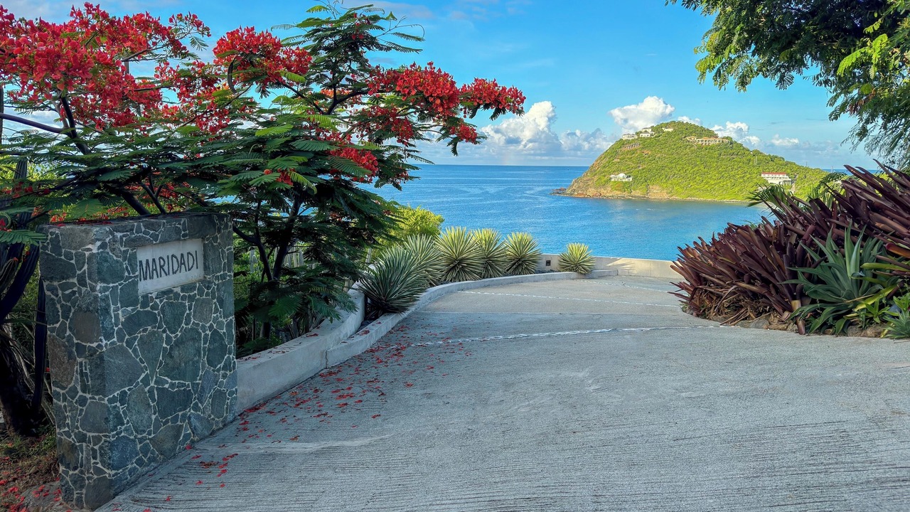 Photo of Outdoor in Hart Bay