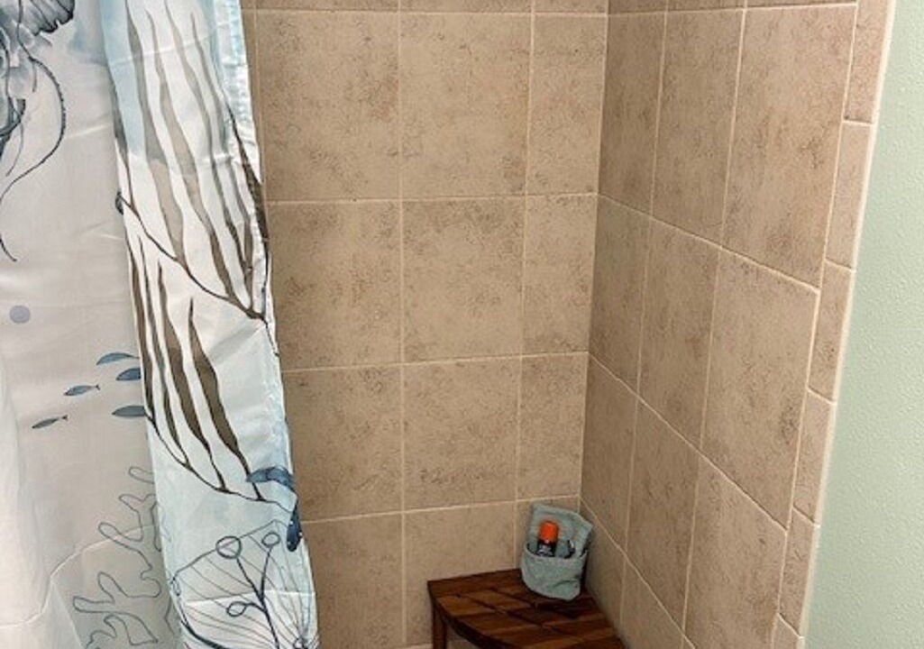 Photo of Bathroom in Estate Golden Rock
