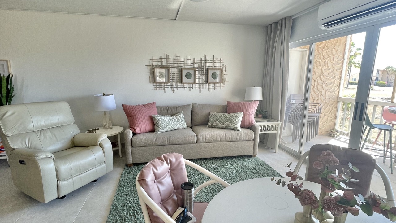 Photo of Bedroom in Estate Salt River