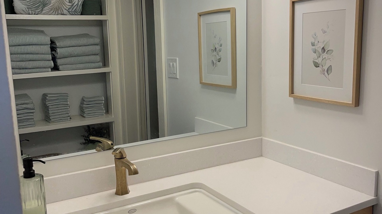 Photo of Bathroom in Estate Salt River