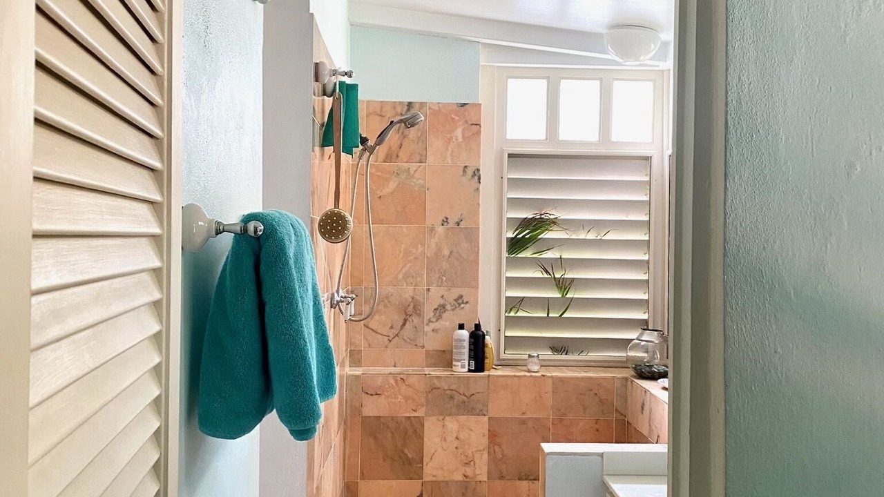 Photo of Bathroom in Teagues Bay