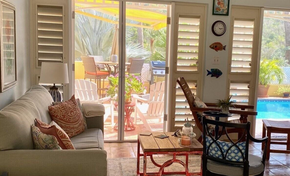 Photo of Livingroom in Teagues Bay