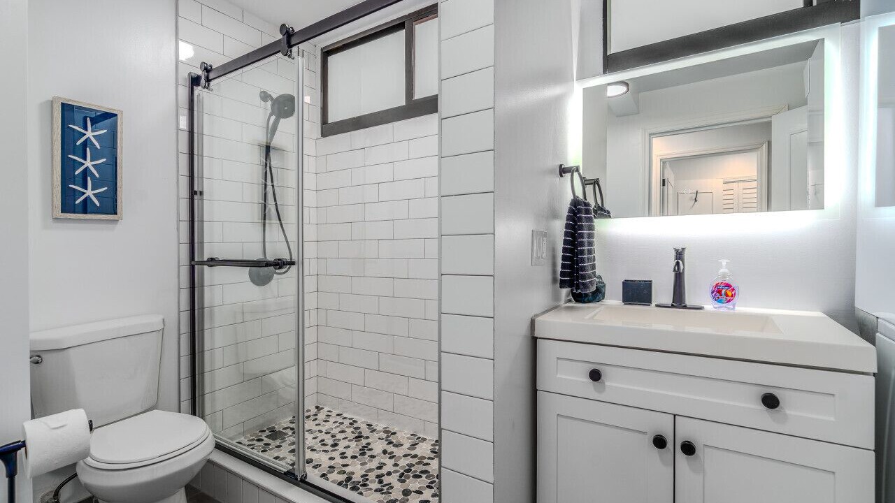 Photo of Bathroom in Bolongo Bay