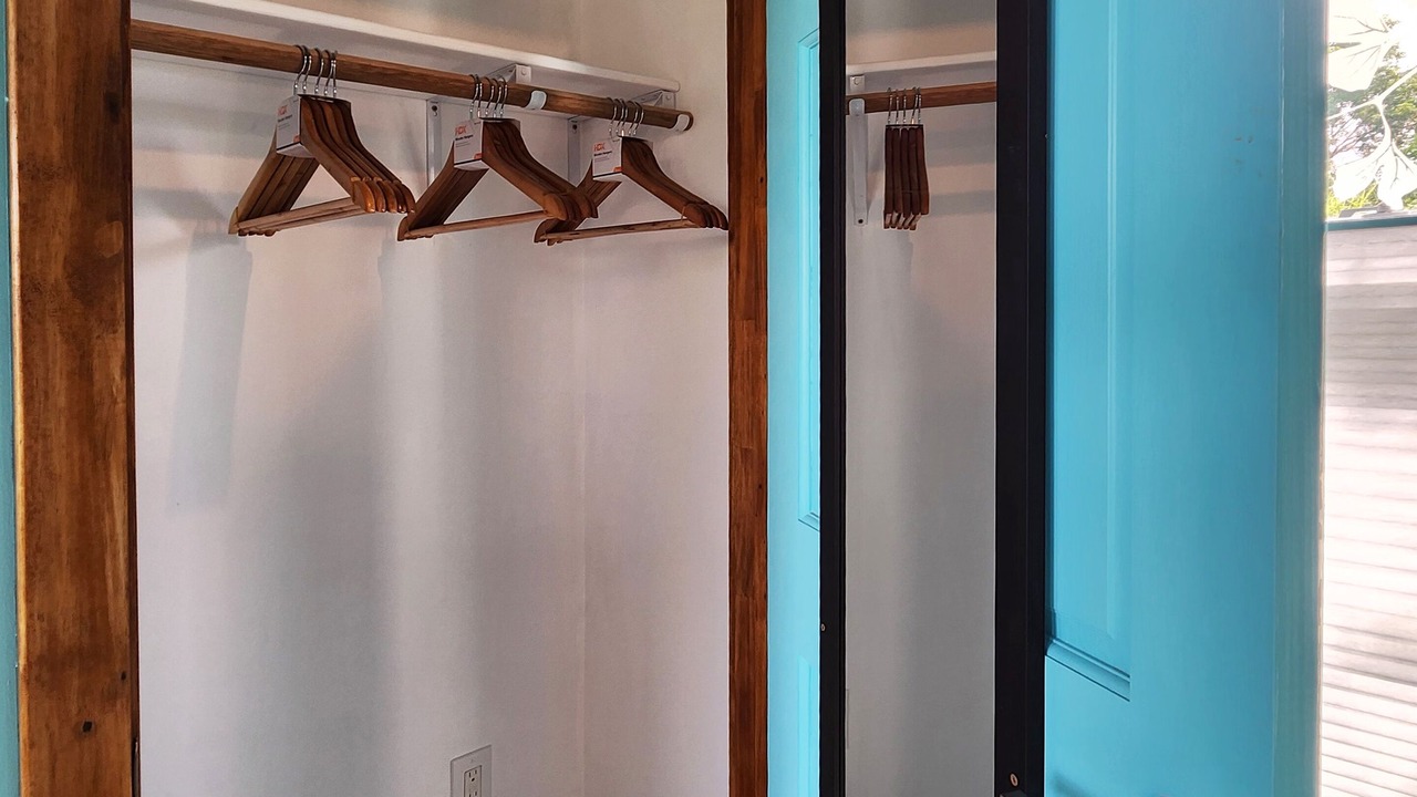 Photo of Bathroom in Estate Parcel of Gift and Regenback