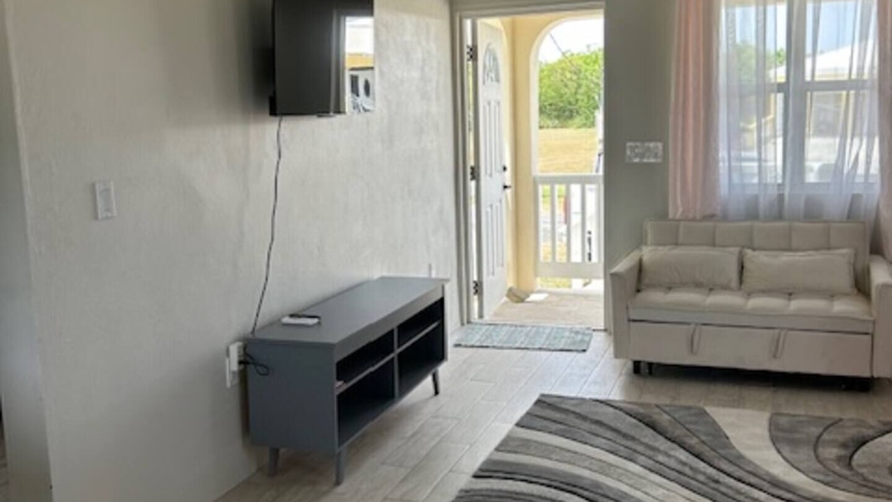 Photo of Livingroom in Estate Enfield Green