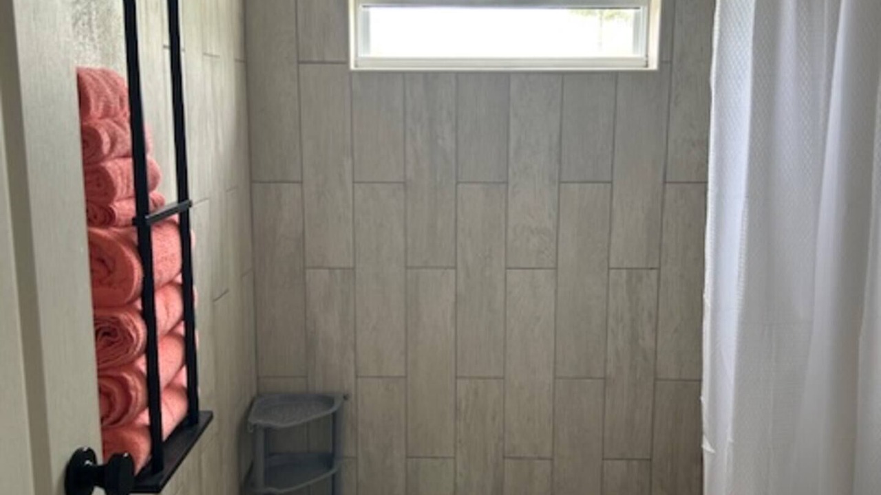 Photo of Bathroom in Estate Enfield Green