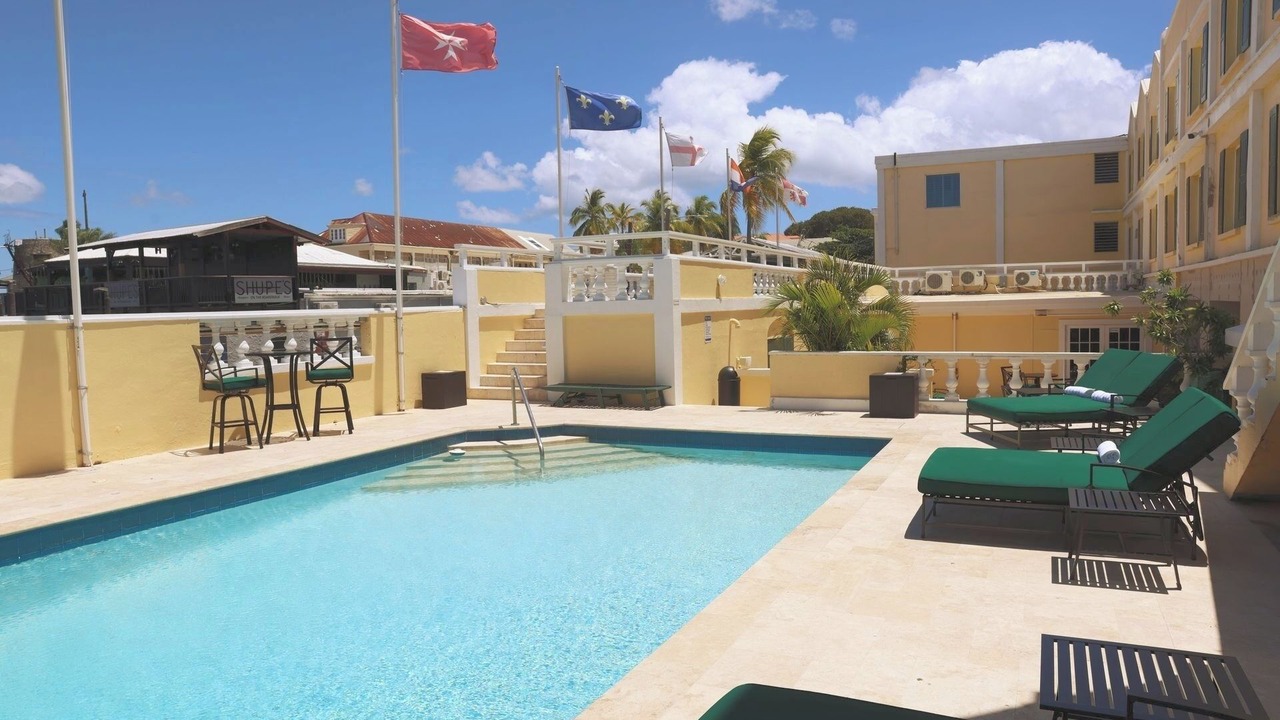 Photo of Outdoor in Estate East Street