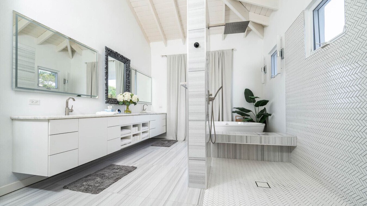 Photo of Bathroom in Estate Lovenlund