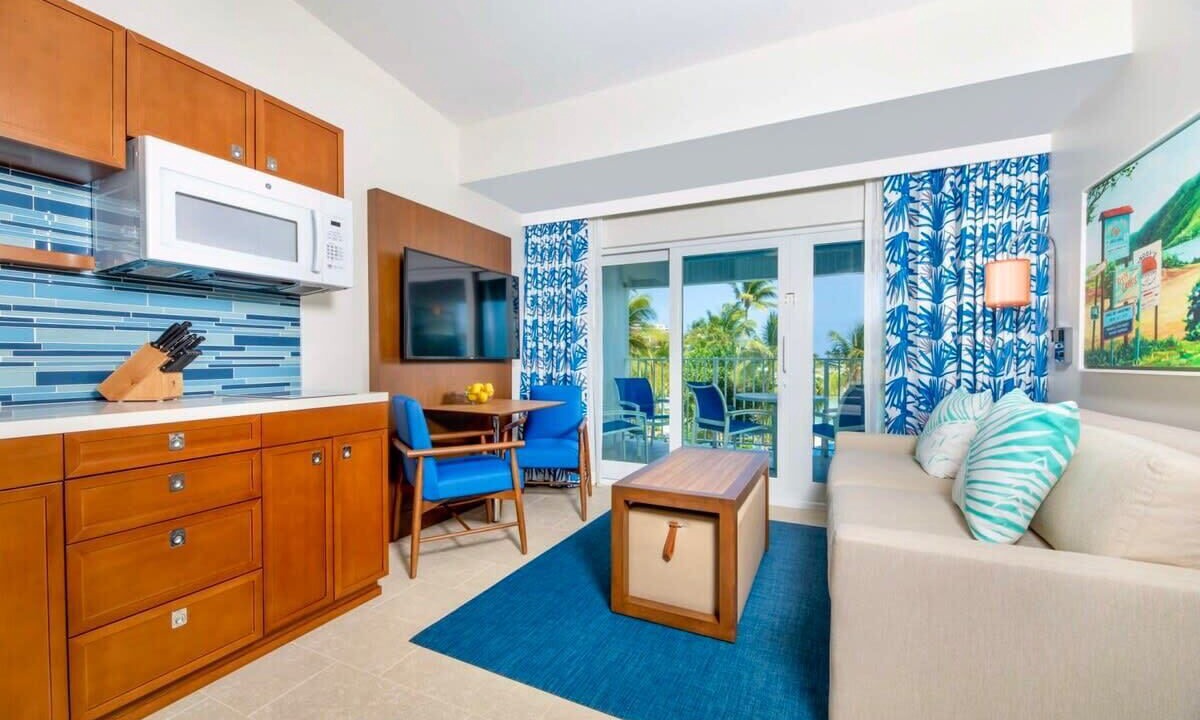 Photo of Livingroom in Estate Frenchman Bay