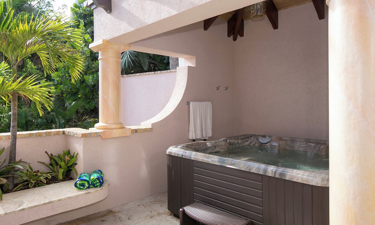 Photo of Outdoor in Maho Bay Quarter