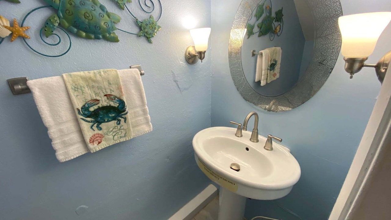Photo of Bathroom in Estate Southgate