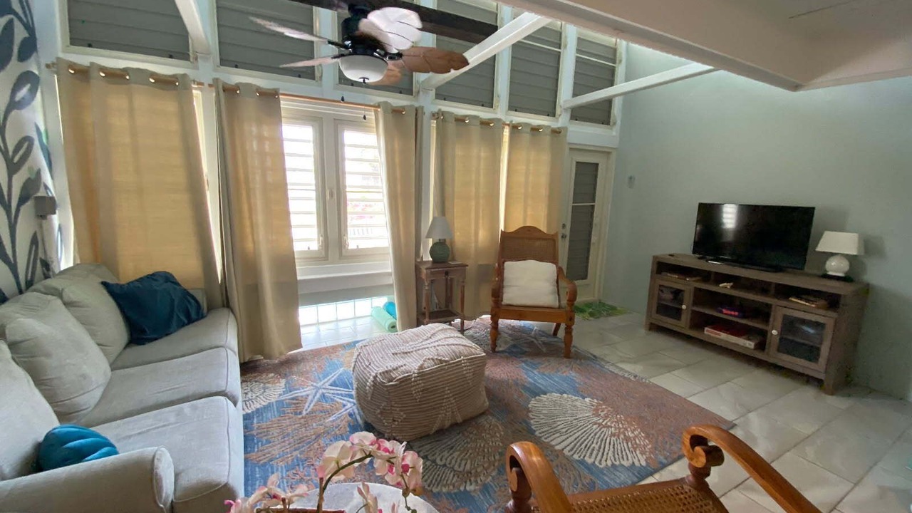 Photo of Livingroom in Estate Southgate