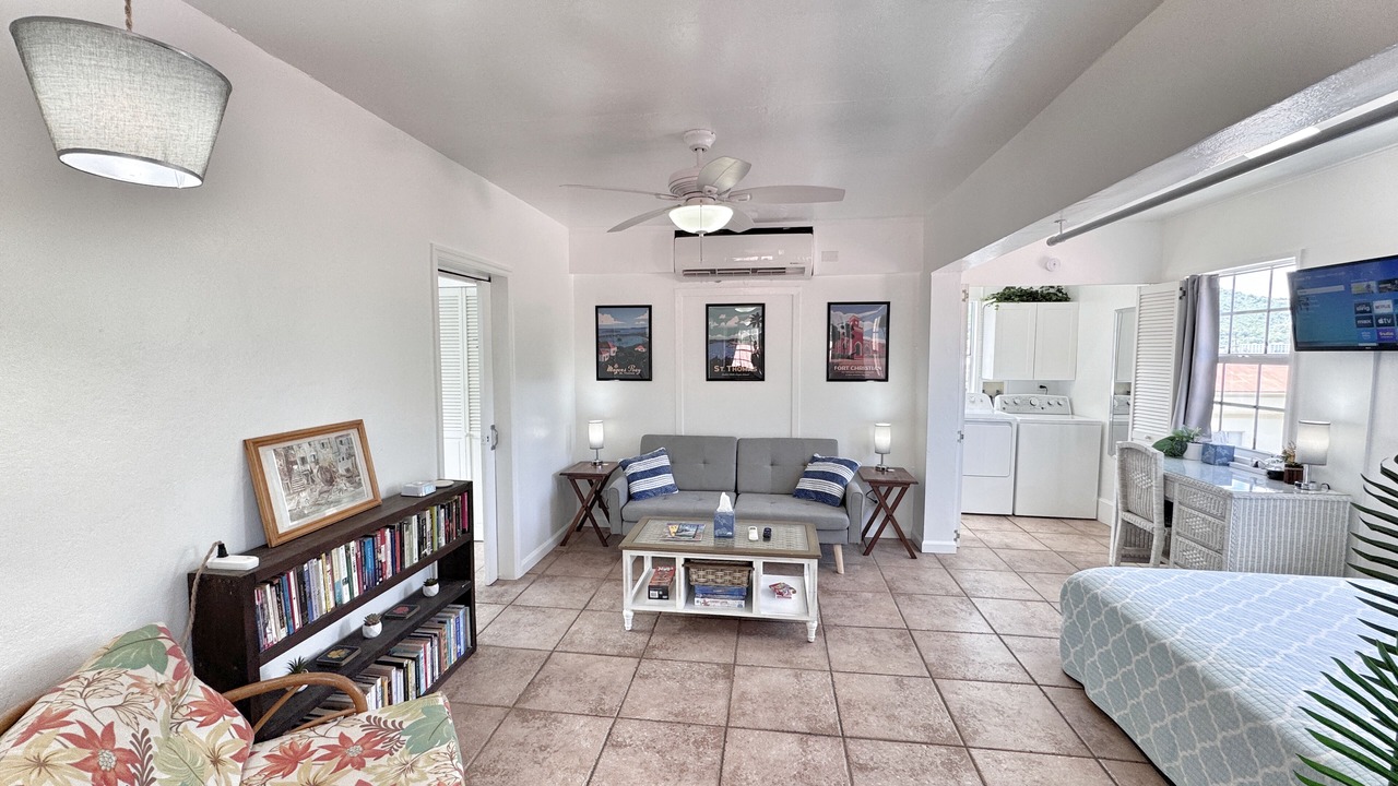 Photo of Livingroom in Estate Kings Quarter