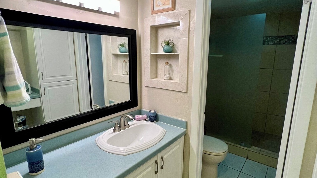 Photo of Bathroom in Estate Golden Rock