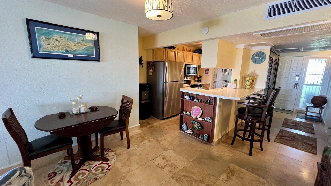 Photo of Kitchen in Estate Golden Rock