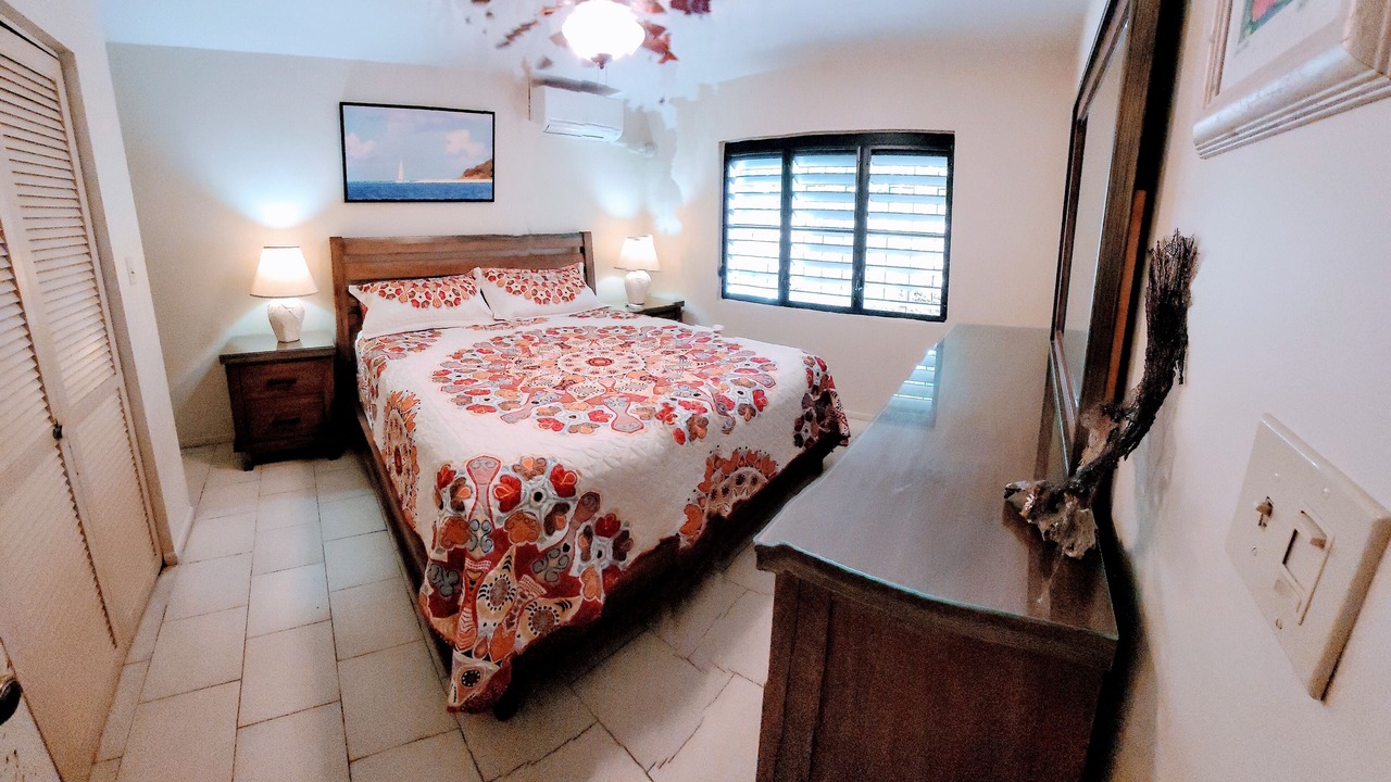 Photo of Bedroom in Estate Altona