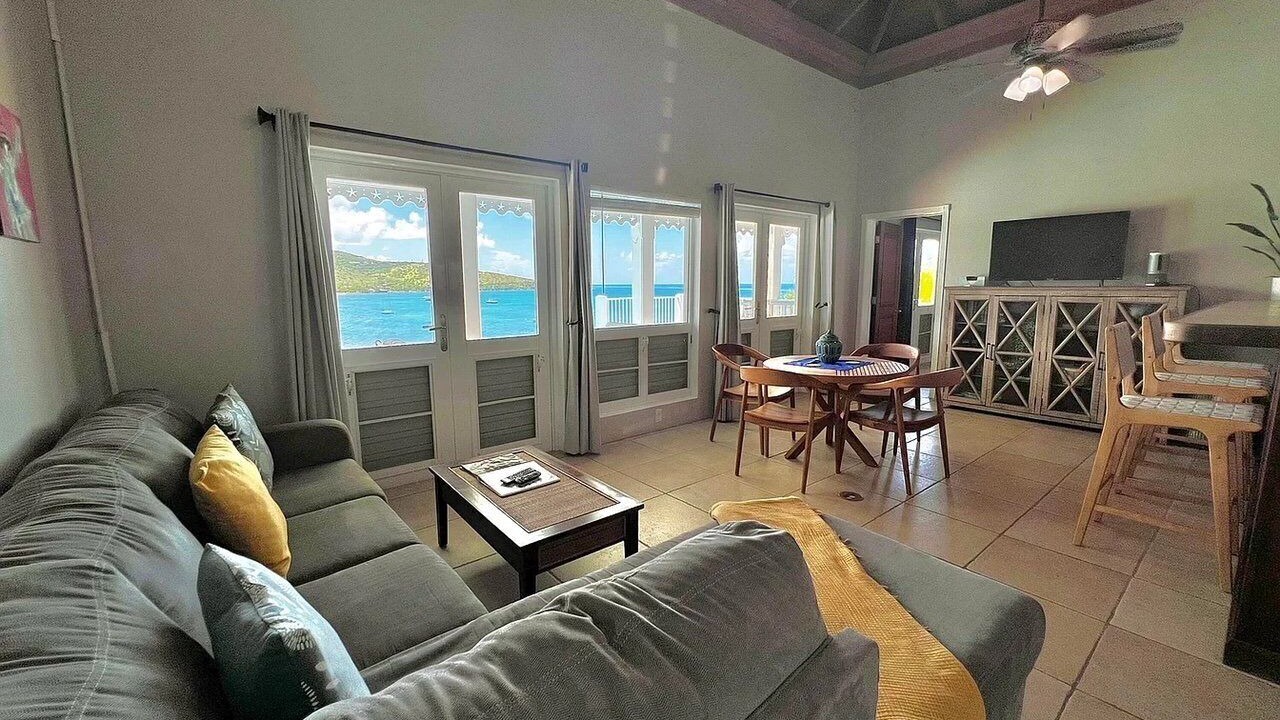 Photo of Livingroom in Slob