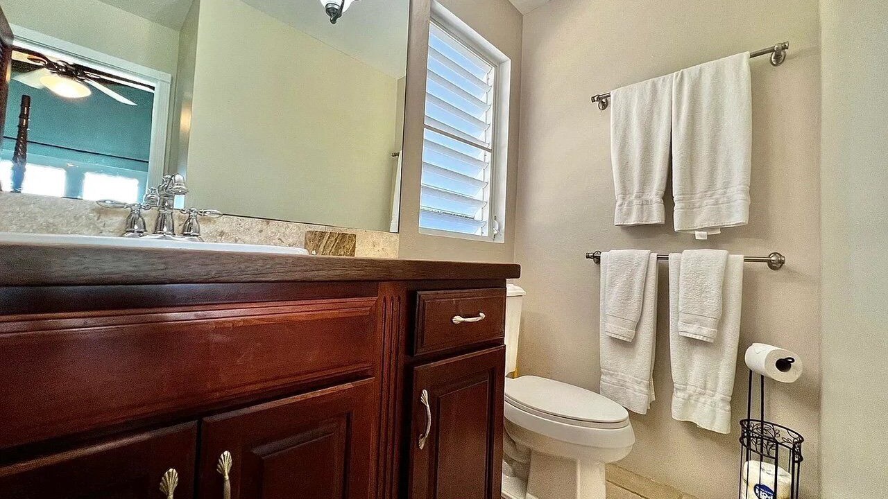 Photo of Bathroom in Slob