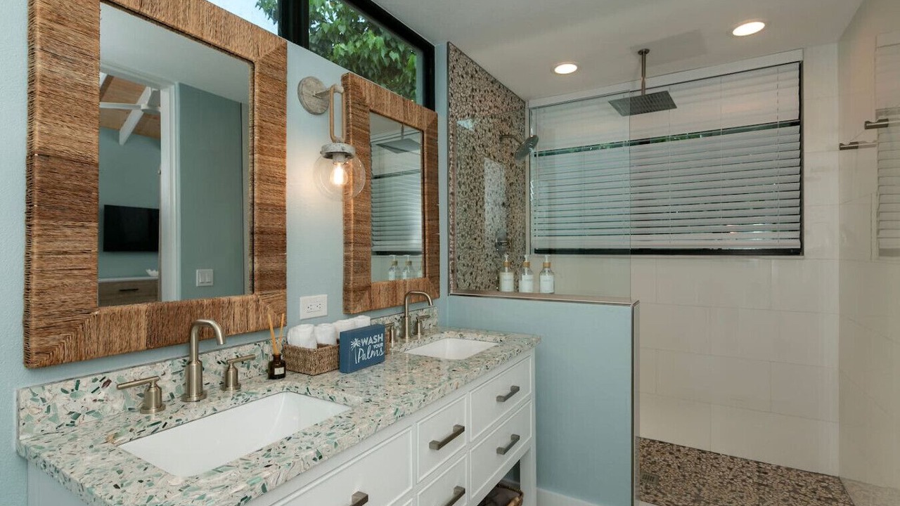Photo of Bathroom in Great Cruz Bay