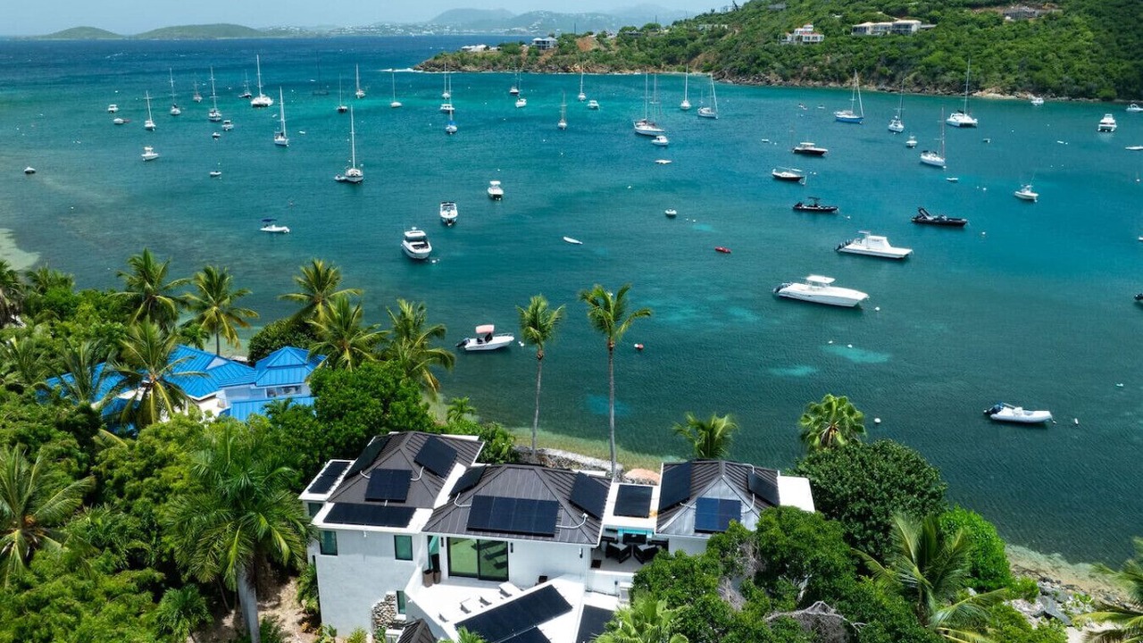 Photo of Outdoor in Great Cruz Bay