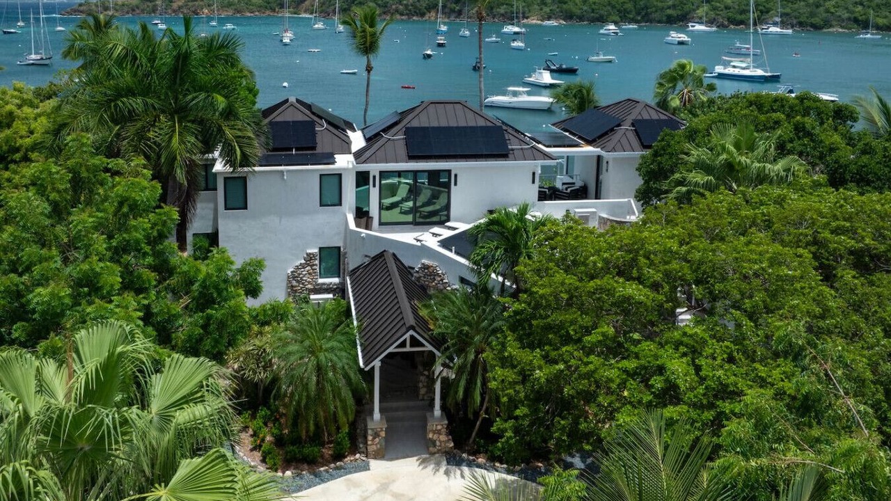Photo of Outdoor in Great Cruz Bay