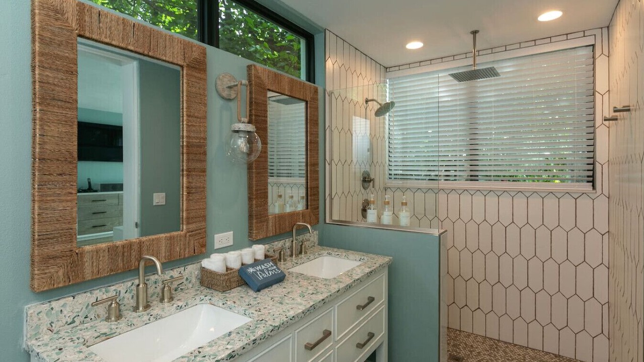 Photo of Bathroom in Great Cruz Bay