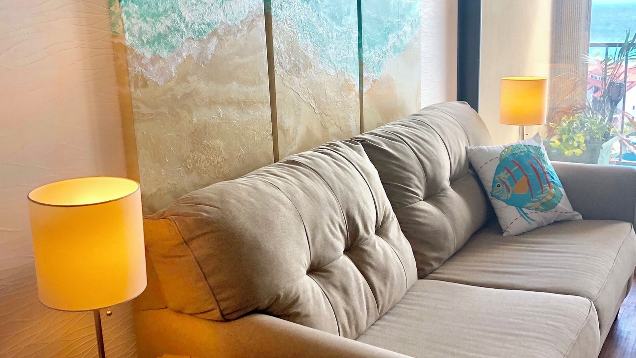 Photo of Livingroom in Estate Smith Bay