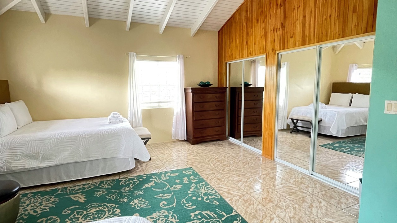 Photo of Bedroom in Estate Thomas