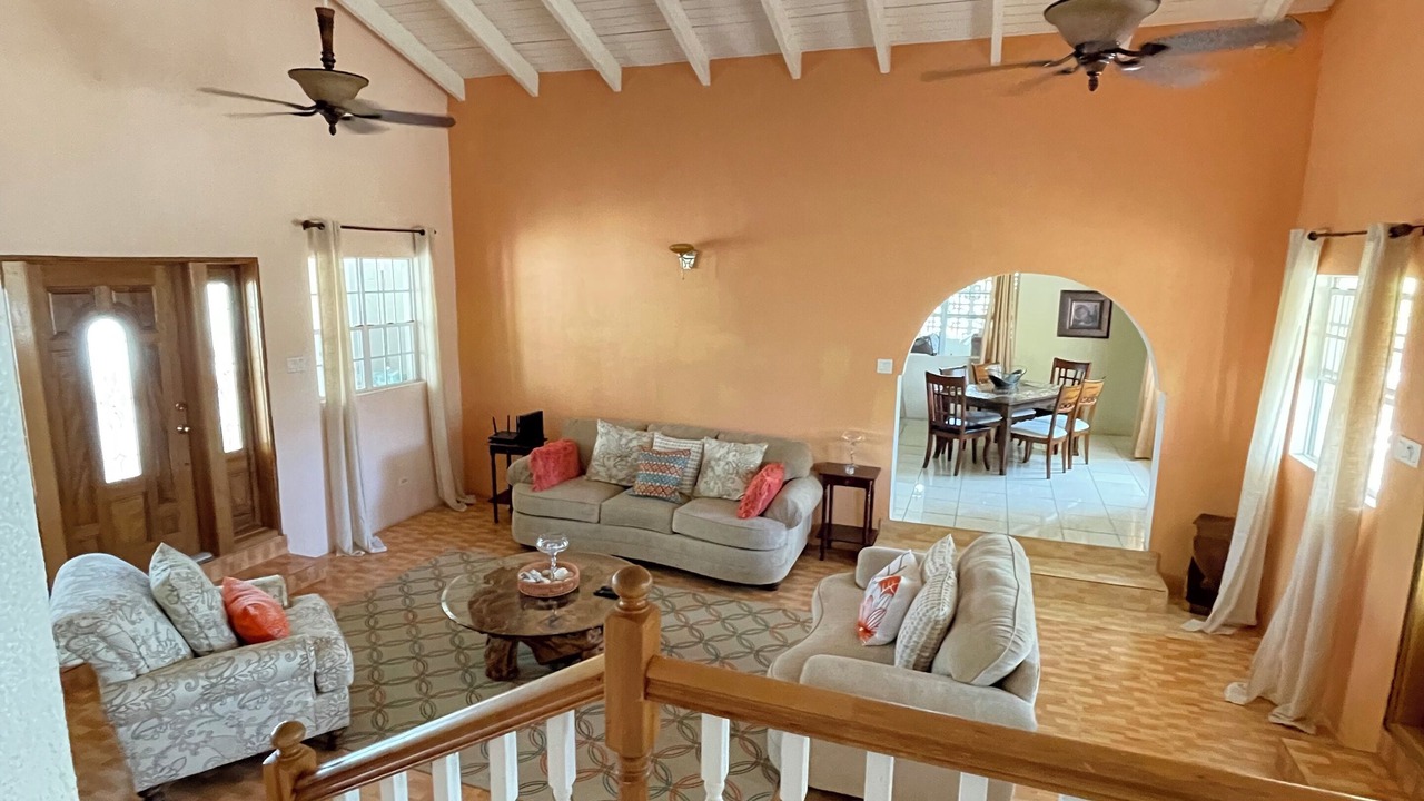 Photo of Livingroom in Estate Thomas