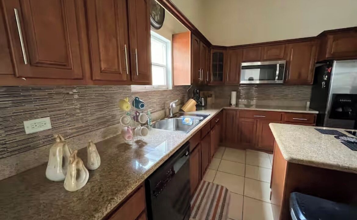 Photo of Kitchen in Estate Thomas