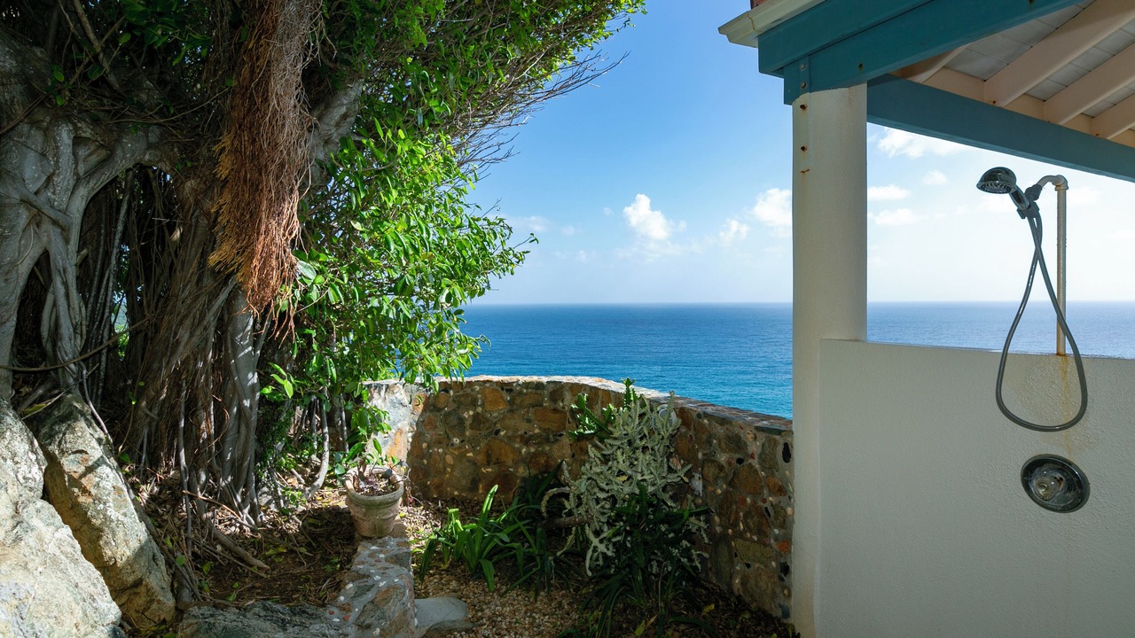 Photo of Outdoor in Hart Bay