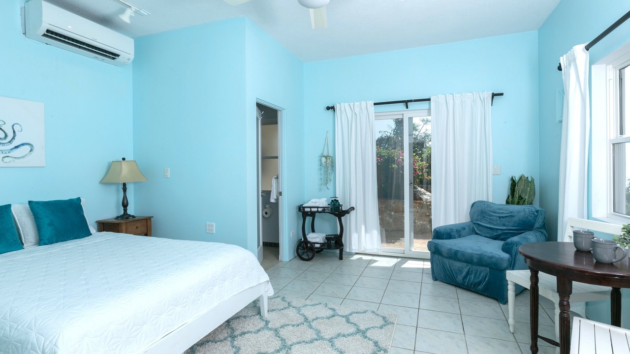 Photo of Bedroom in Hart Bay