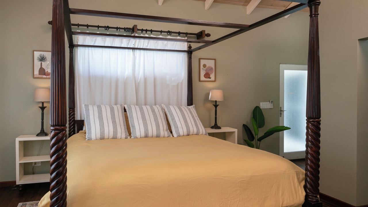 Photo of Bedroom in Hart Bay