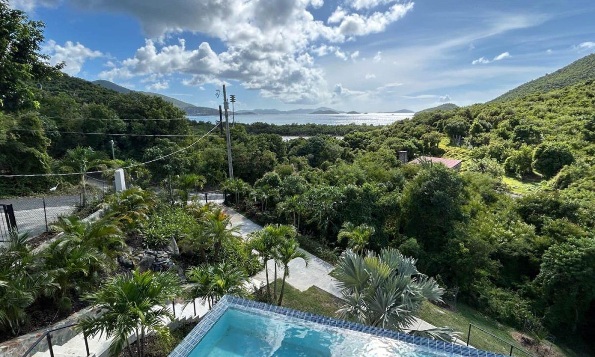 Photo of Outdoor in Maho Bay Quarter