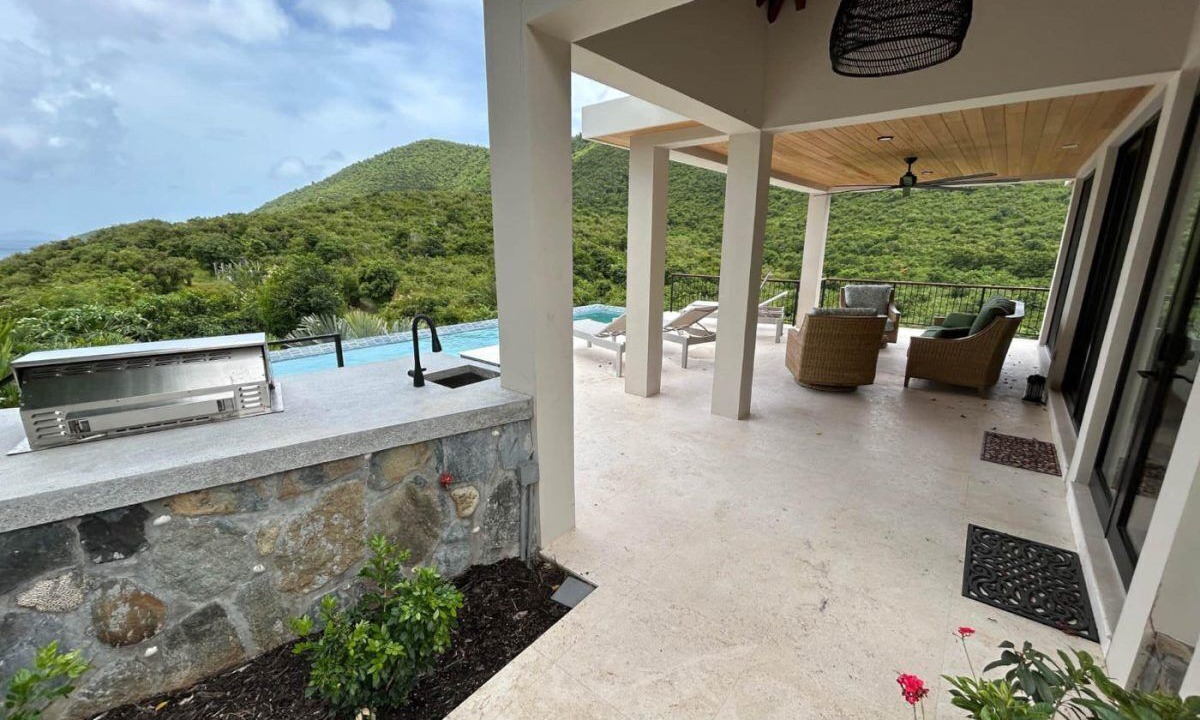 Photo of Patio Balcony in Maho Bay Quarter