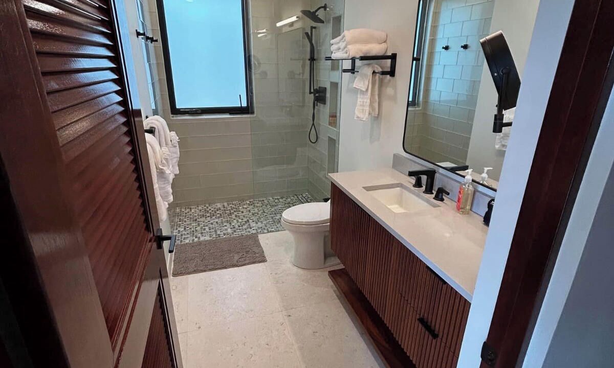 Photo of Bathroom in Maho Bay Quarter