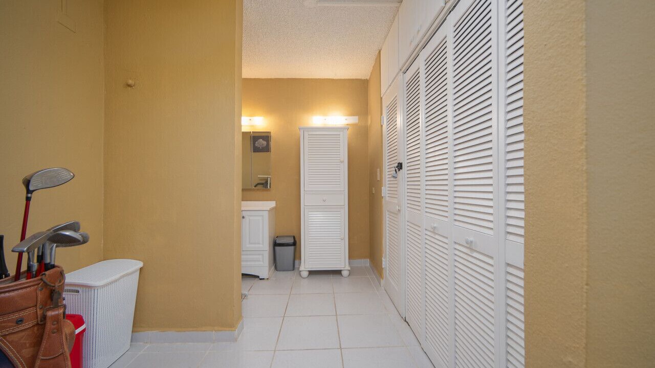 Photo of Bathroom in Estate Saint John