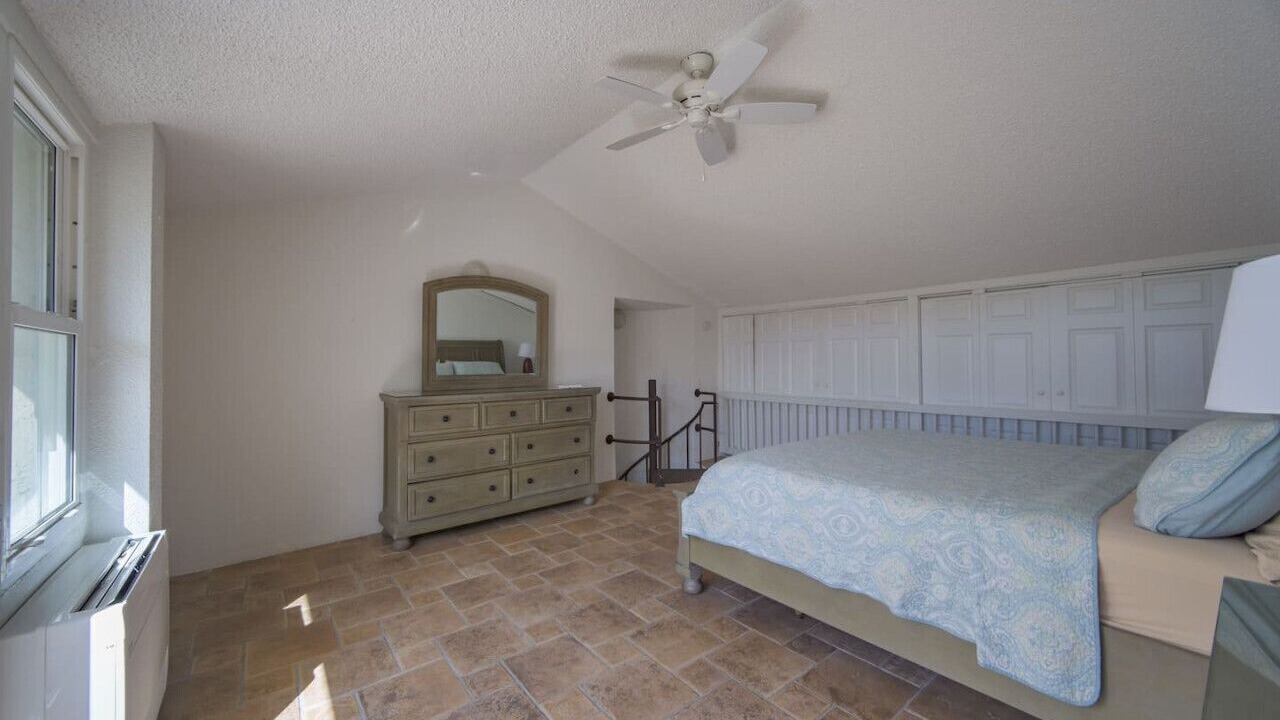 Photo of Bedroom in Estate Golden Rock