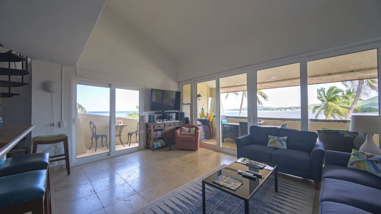 Photo of Livingroom in Estate Golden Rock