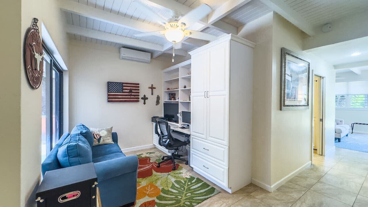 Photo of Livingroom in Judith's Fancy