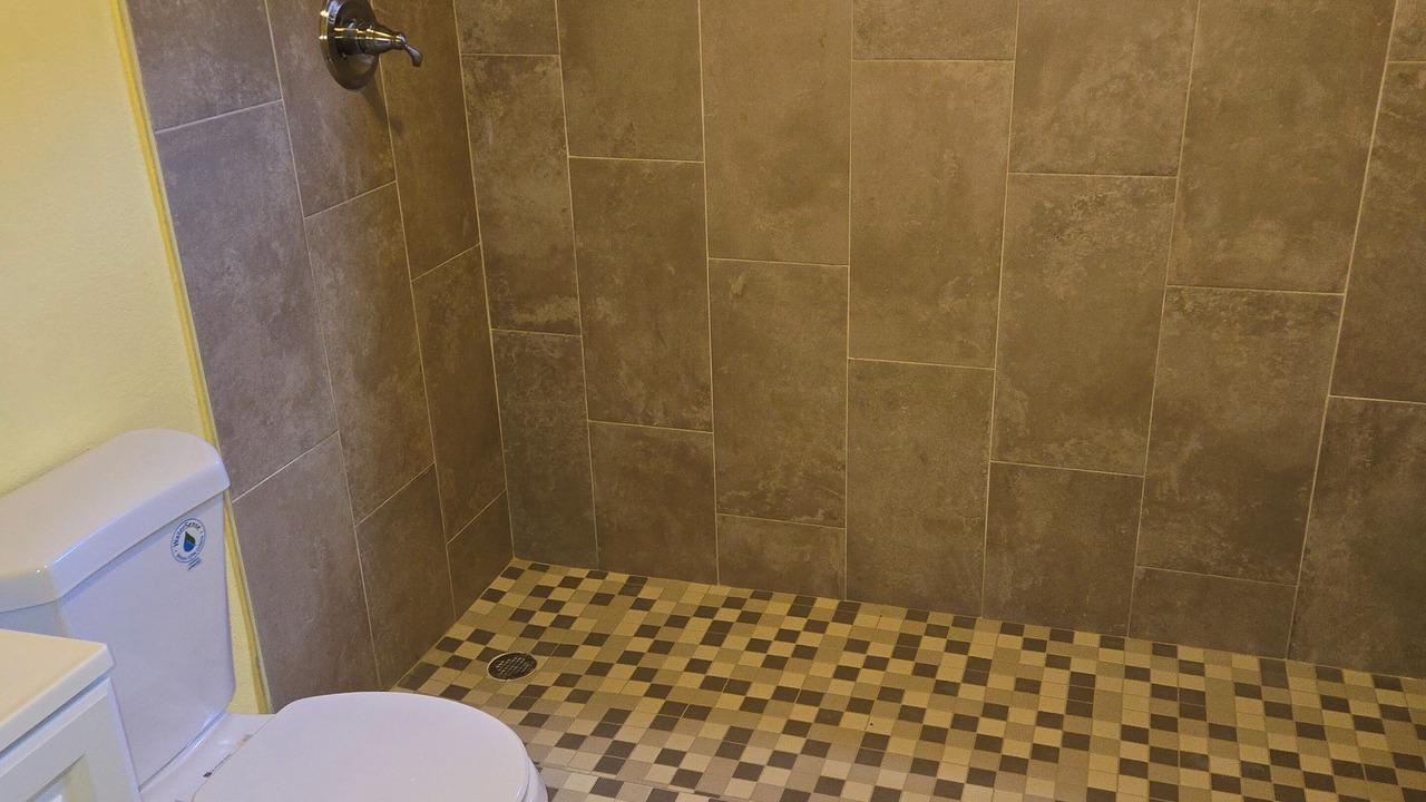 Photo of Bathroom in Estate Kings Quarter