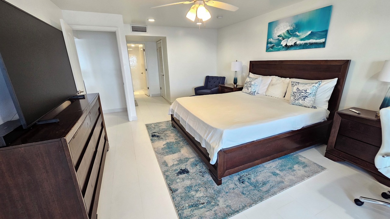 Photo of Bedroom in Bolongo Bay
