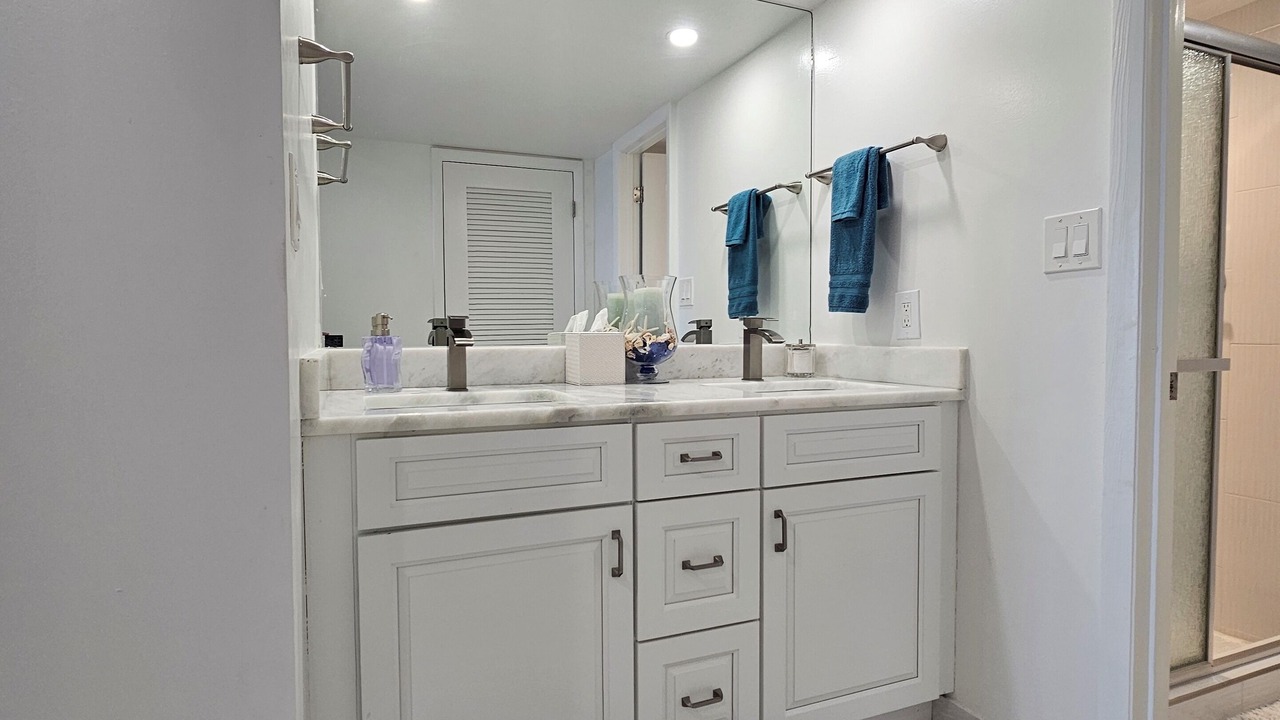 Photo of Bathroom in Bolongo Bay