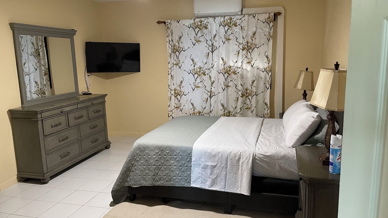 Photo of Bedroom in Flag Hill
