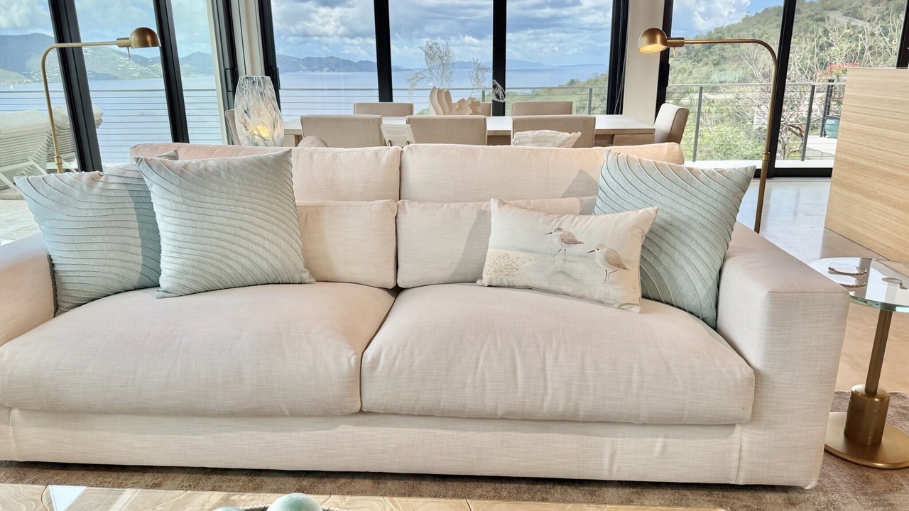 Photo of Livingroom in Estate Hansen Bay