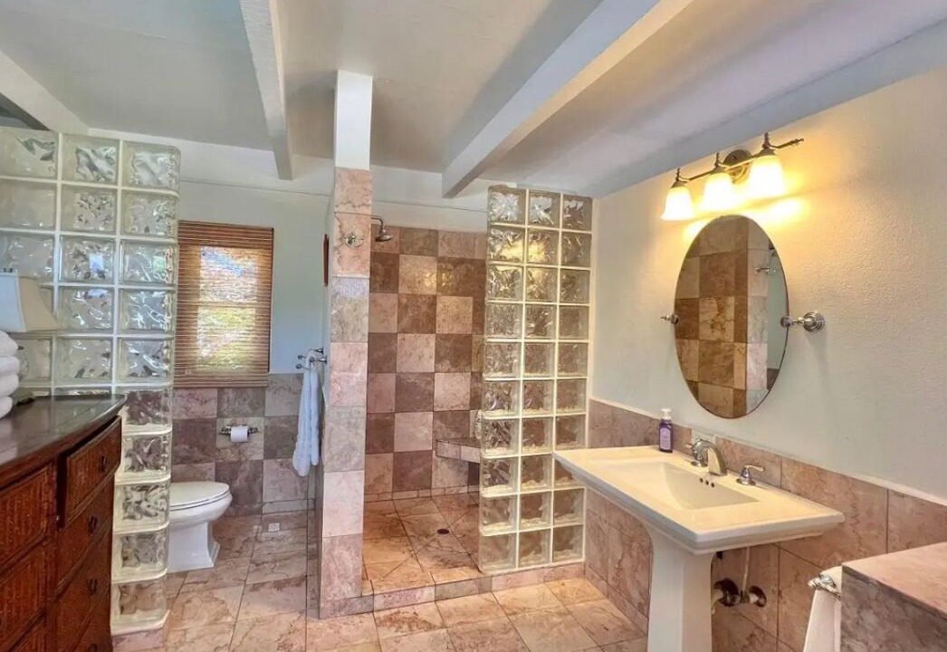 Photo of Bathroom in Cotton Valley